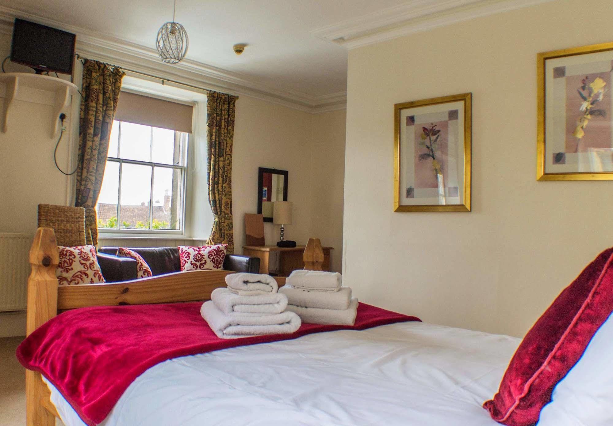 The Royal Oak Hotel Helmsley Extérieur photo