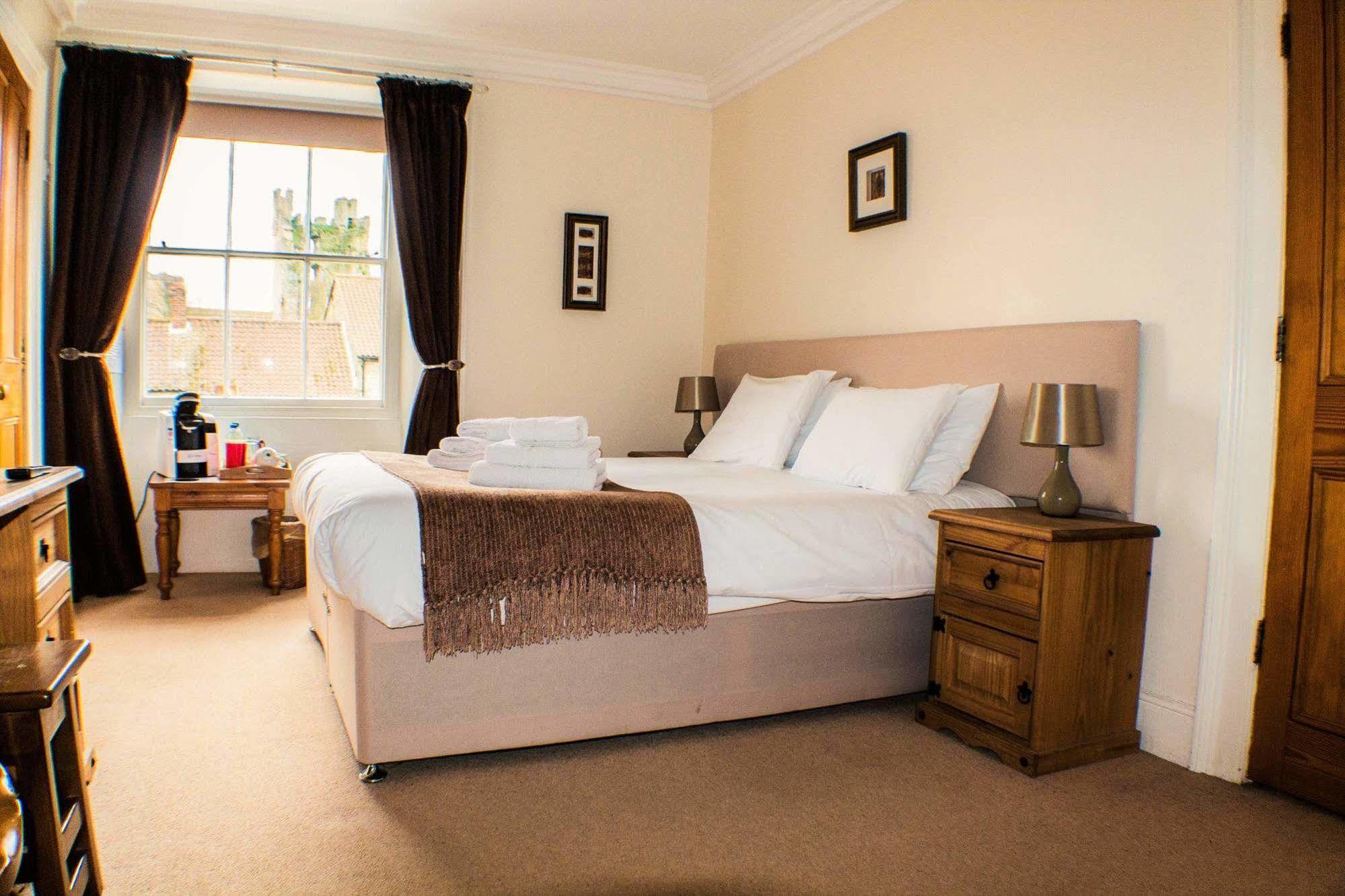 The Royal Oak Hotel Helmsley Extérieur photo